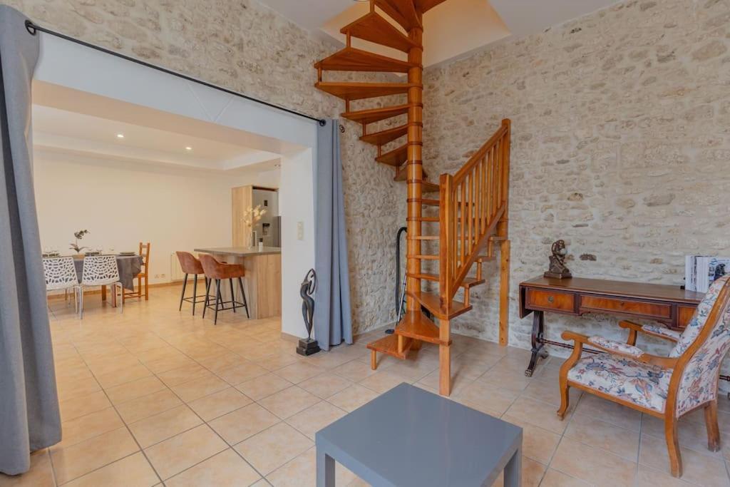 Charmante Maison Au Calme Royan Esterno foto