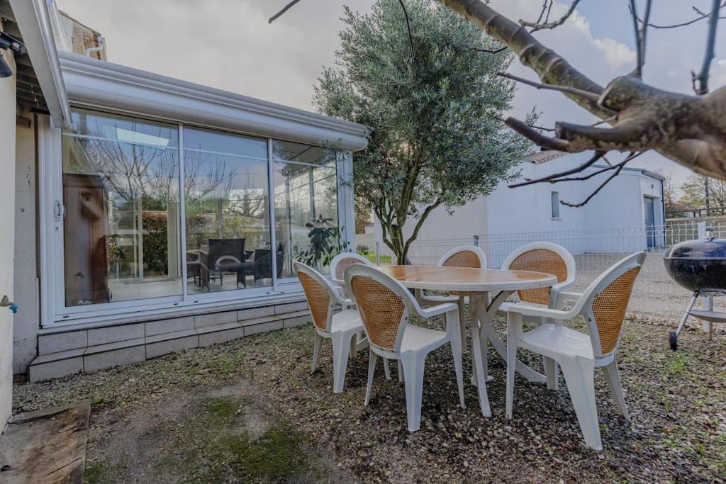 Charmante Maison Au Calme Royan Esterno foto